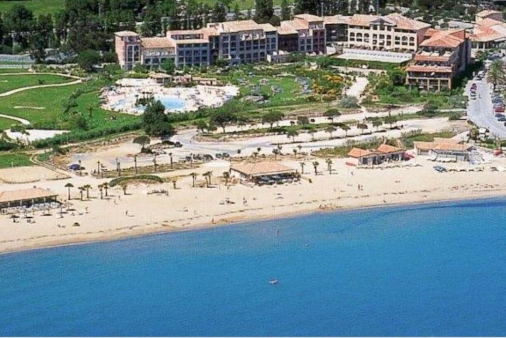 Proche St Tropez Refait A Neuf Bord De Plage Et Piscine Коголен Екстериор снимка
