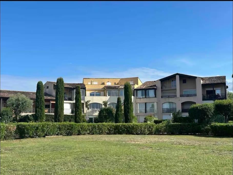 Proche St Tropez Refait A Neuf Bord De Plage Et Piscine Коголен Екстериор снимка