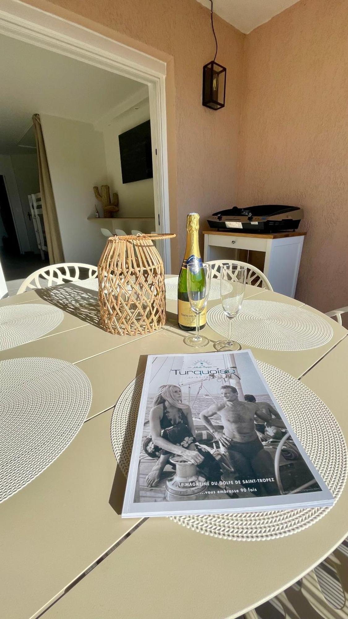 Proche St Tropez Refait A Neuf Bord De Plage Et Piscine Коголен Екстериор снимка